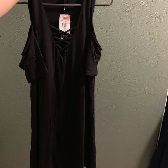 tops! Hollister, American Eagle, and Target - Picture 7 of 8